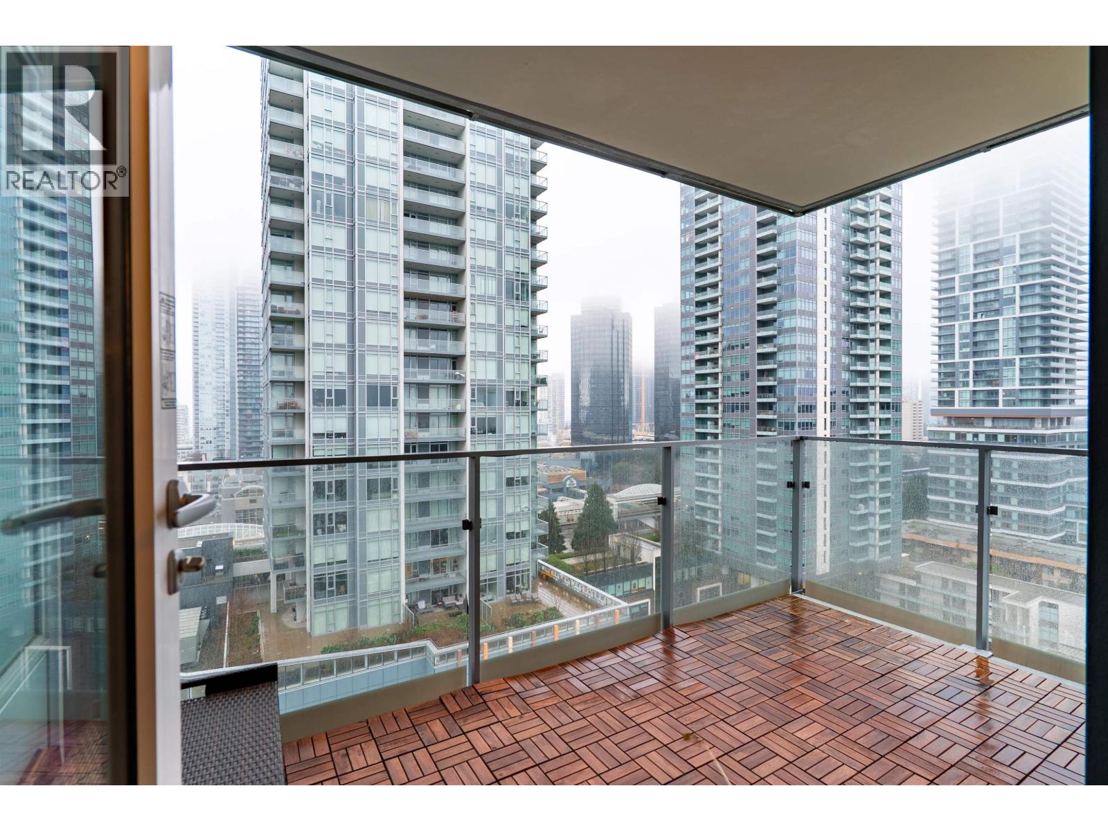 1608 6398 SILVER AVENUE, Burnaby