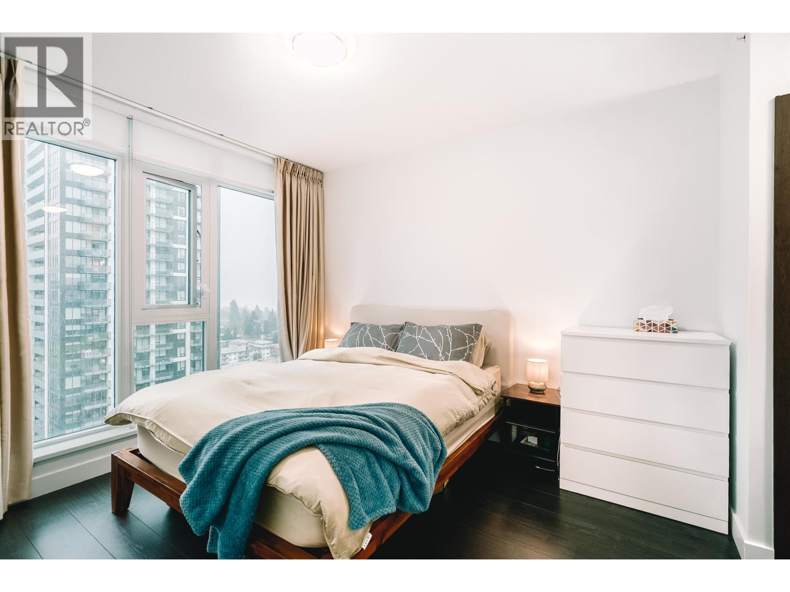 1608 6398 SILVER AVENUE, Burnaby