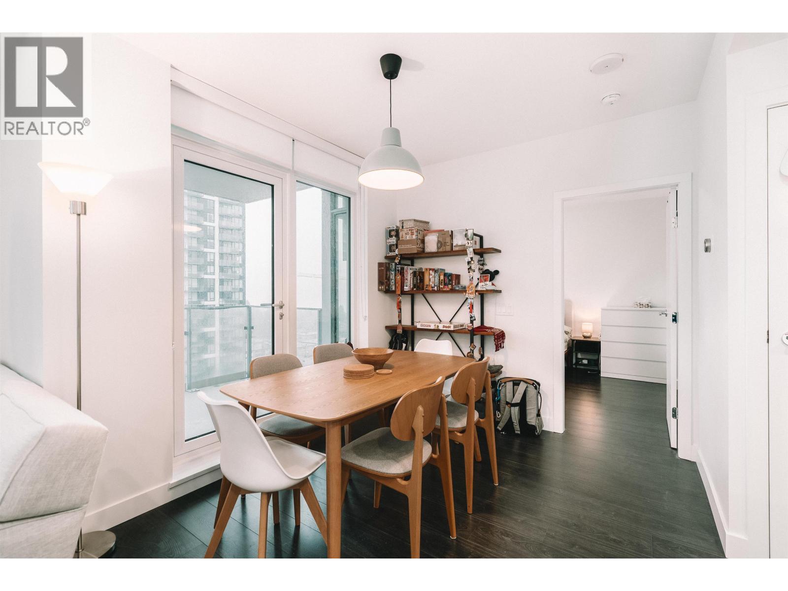 1608 6398 SILVER AVENUE, Burnaby