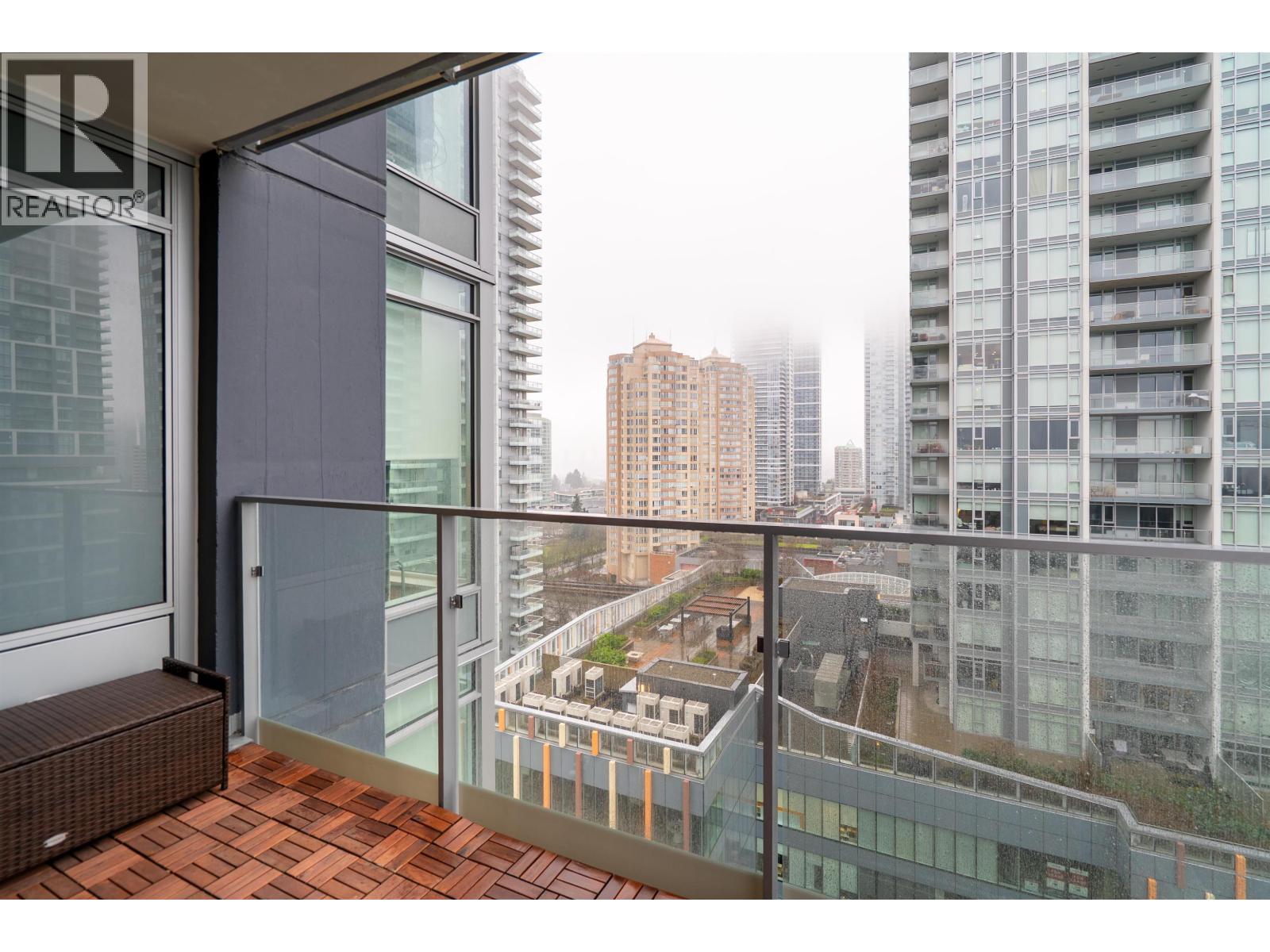 1608 6398 SILVER AVENUE, Burnaby