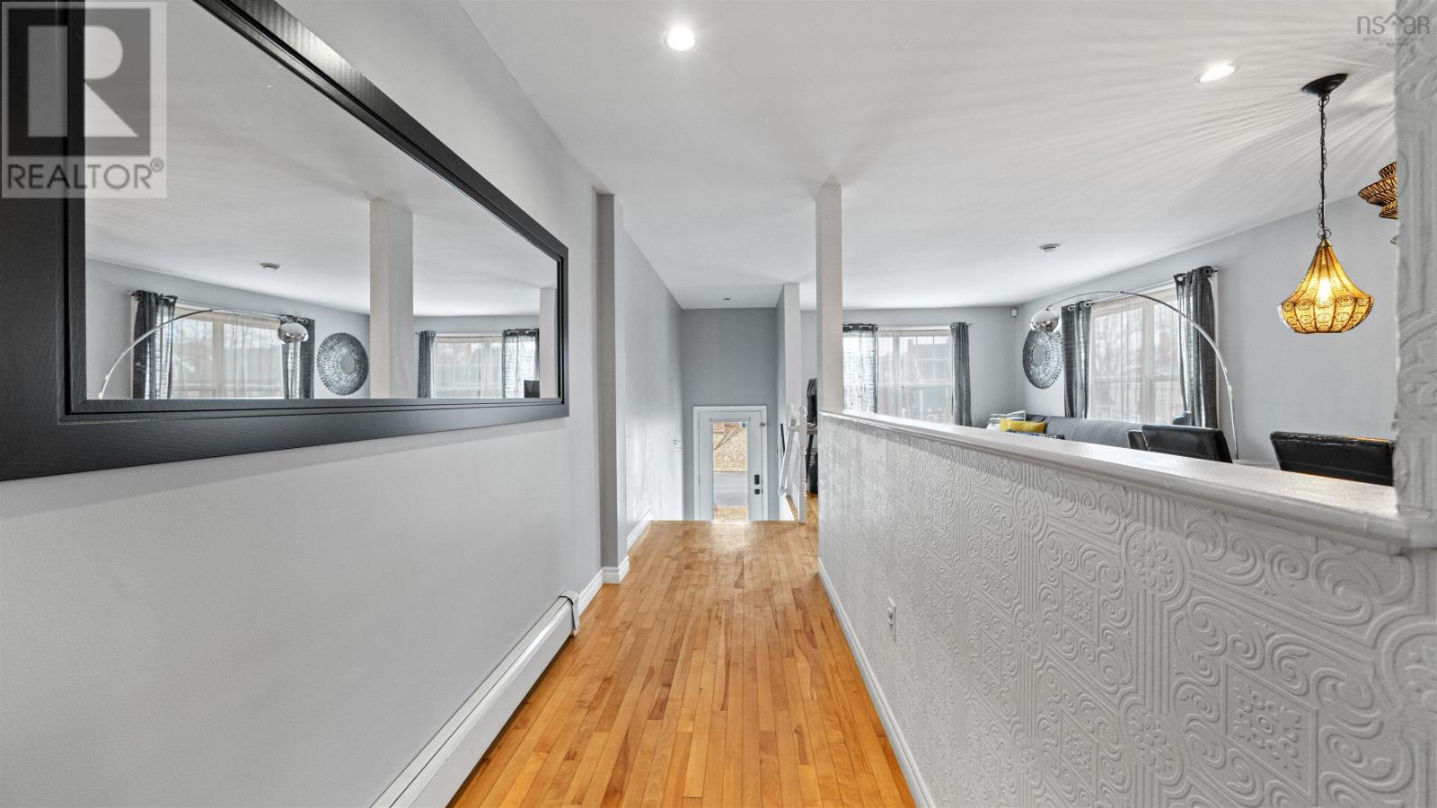 Property 26 of 44 of 45 Melrose Avenue