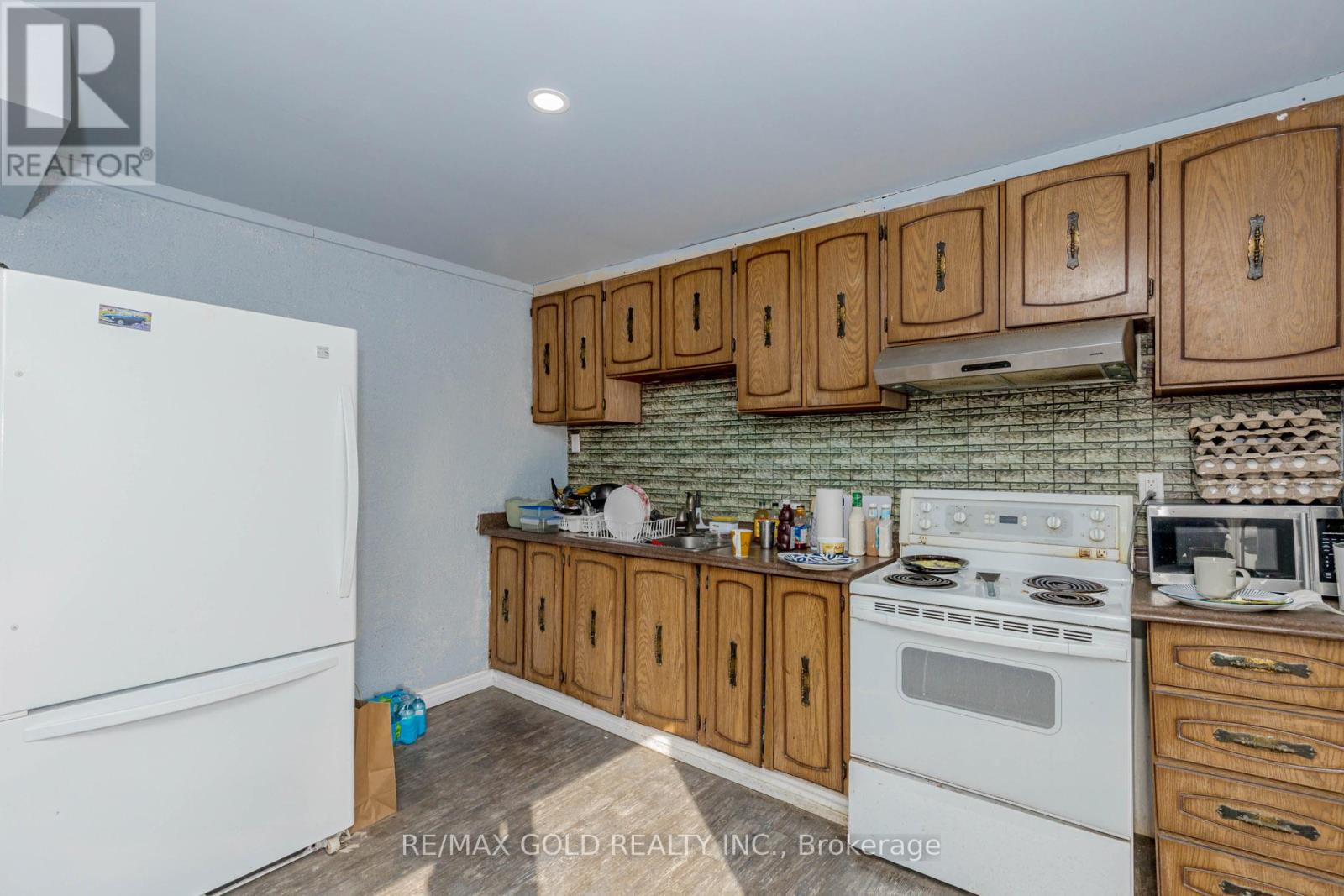 12182 TORBRAM ROAD - 29