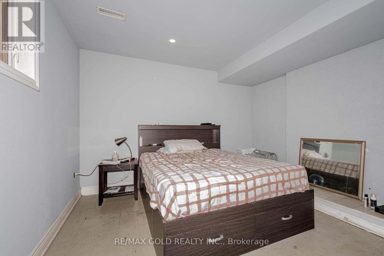 12182 TORBRAM ROAD - 30
