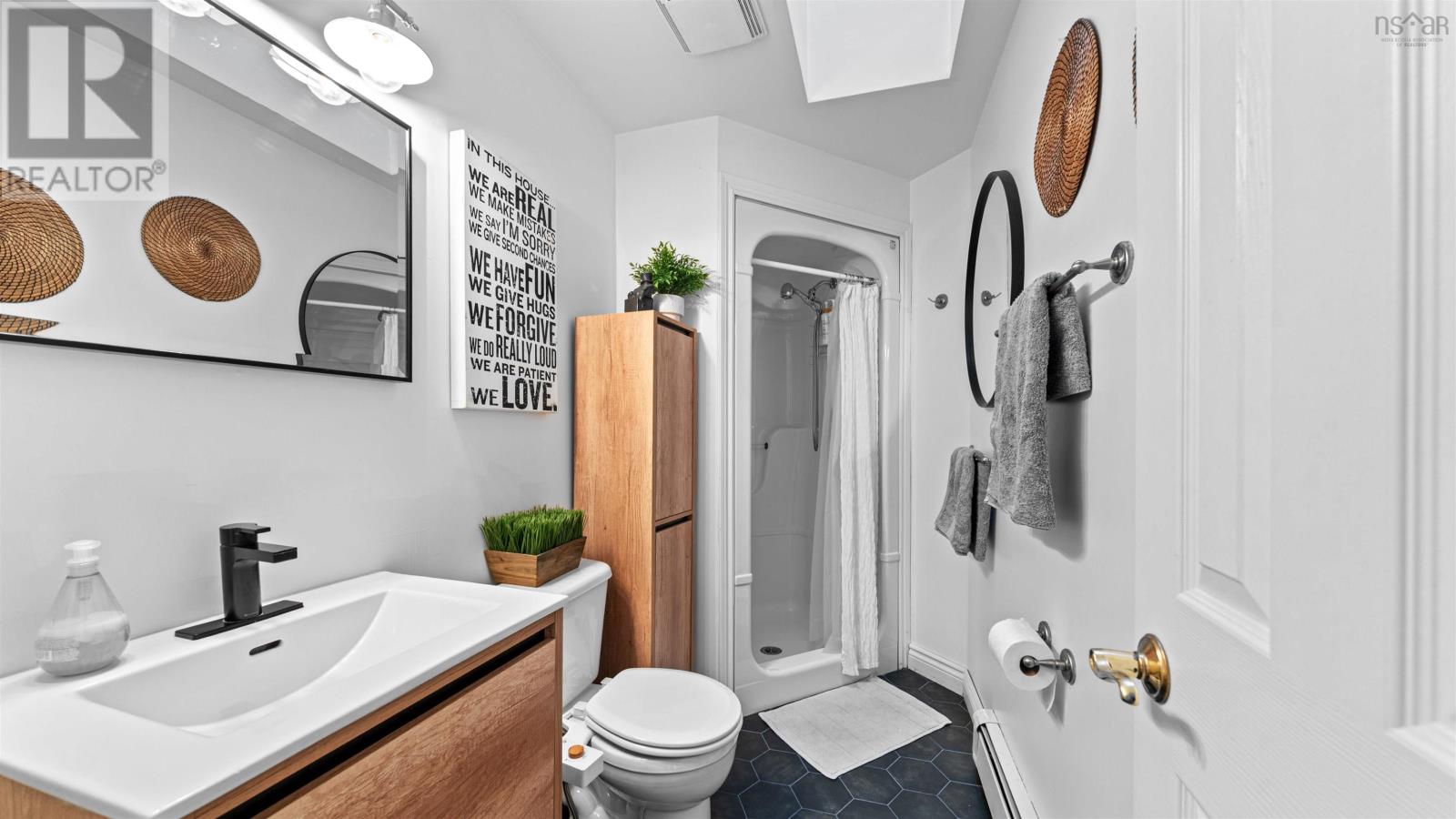 Property 8 of 44 of 45 Melrose Avenue