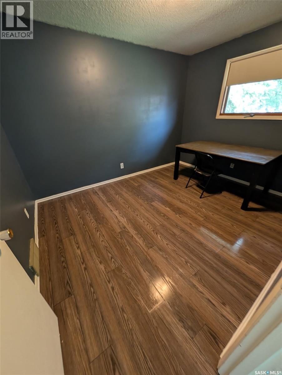 617 PETERSON AVENUE - 8