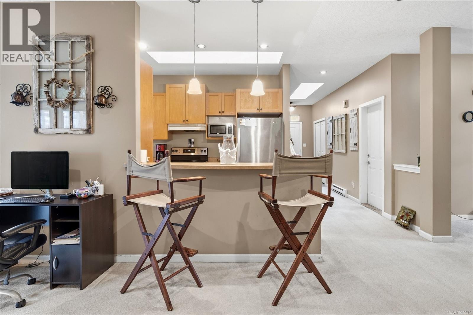  2398 Sunriver Way, Sooke