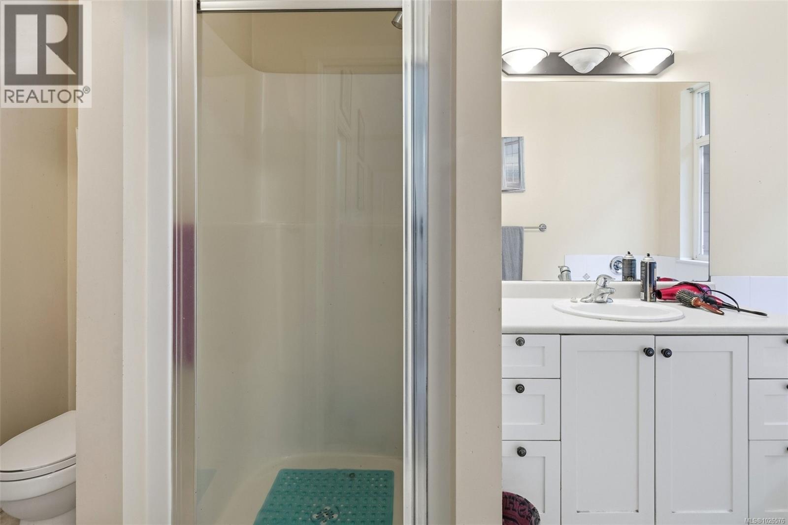  2398 Sunriver Way, Sooke