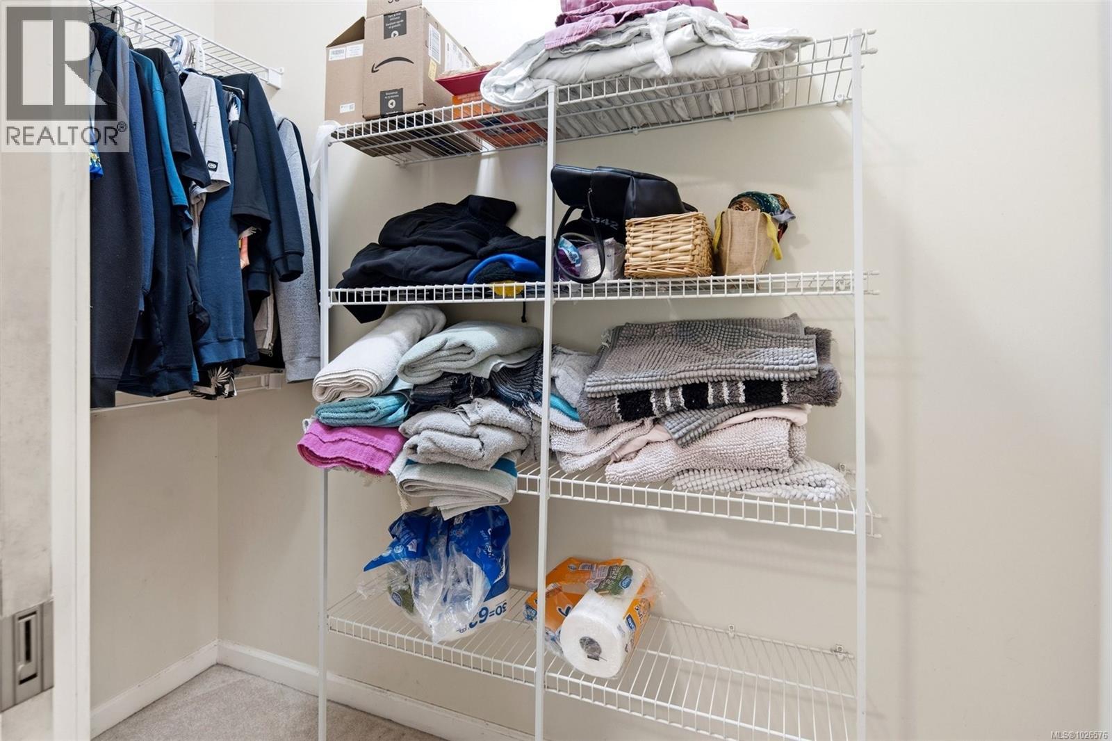  2398 Sunriver Way, Sooke