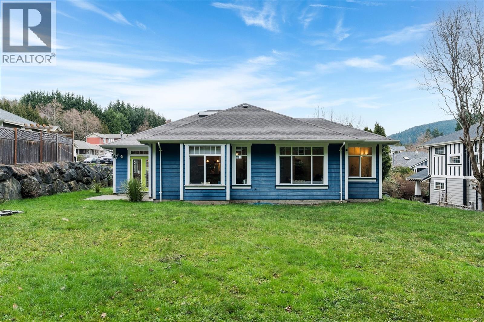  2398 Sunriver Way, Sooke