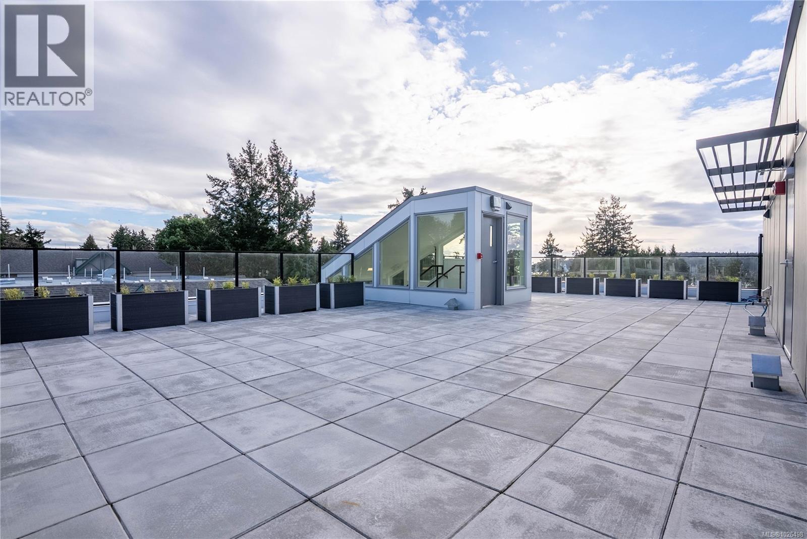 501 258 Helmcken Rd, View Royal