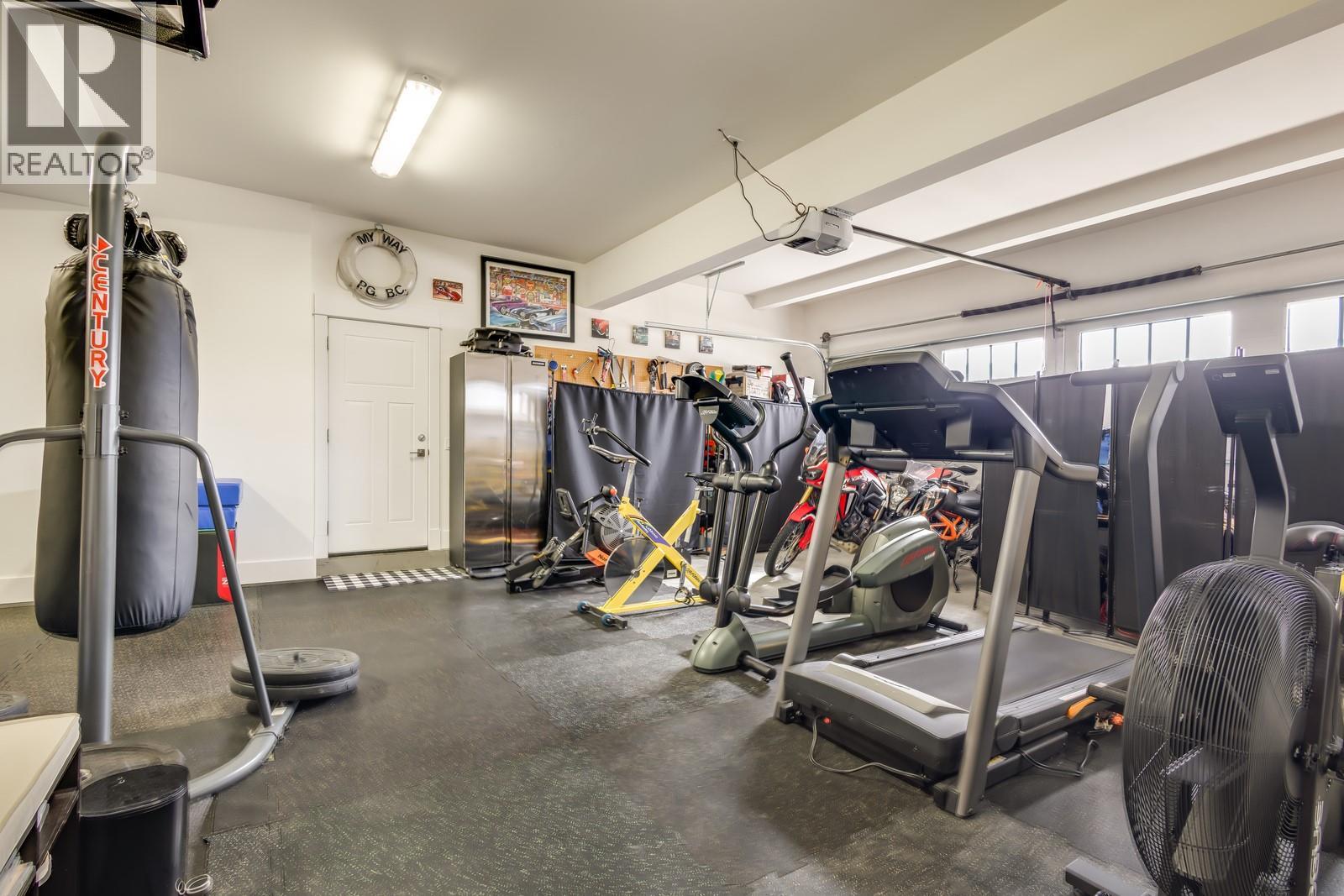 7229 Edgewater Place, Coldstream