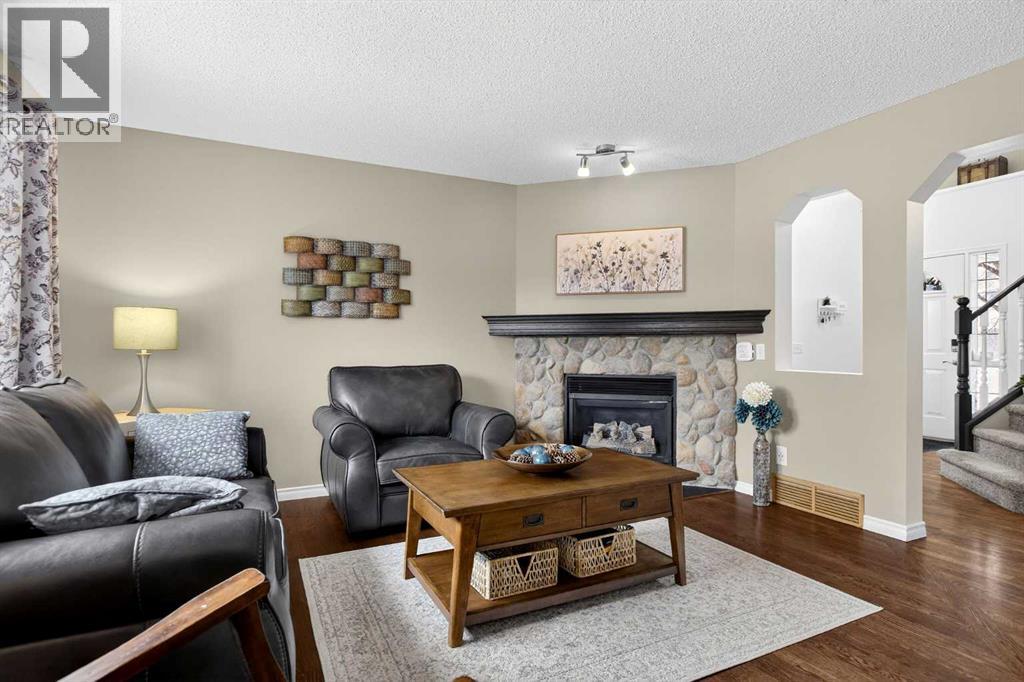 Single Family House for Sale in  Chaparral Drive SE Chaparral Calgary 