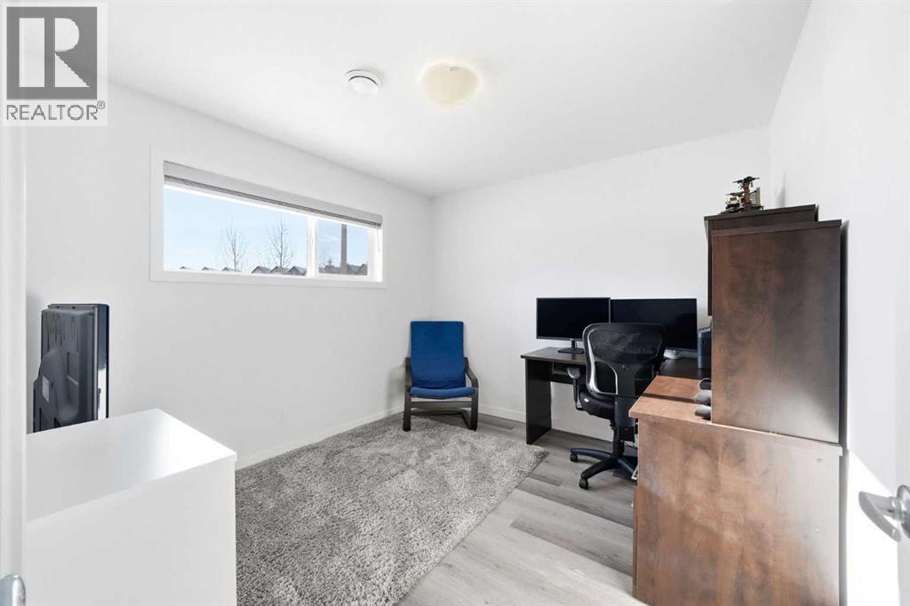 Single Family House for Sale in  Evanscrest Manor NW Evanston Calgary 