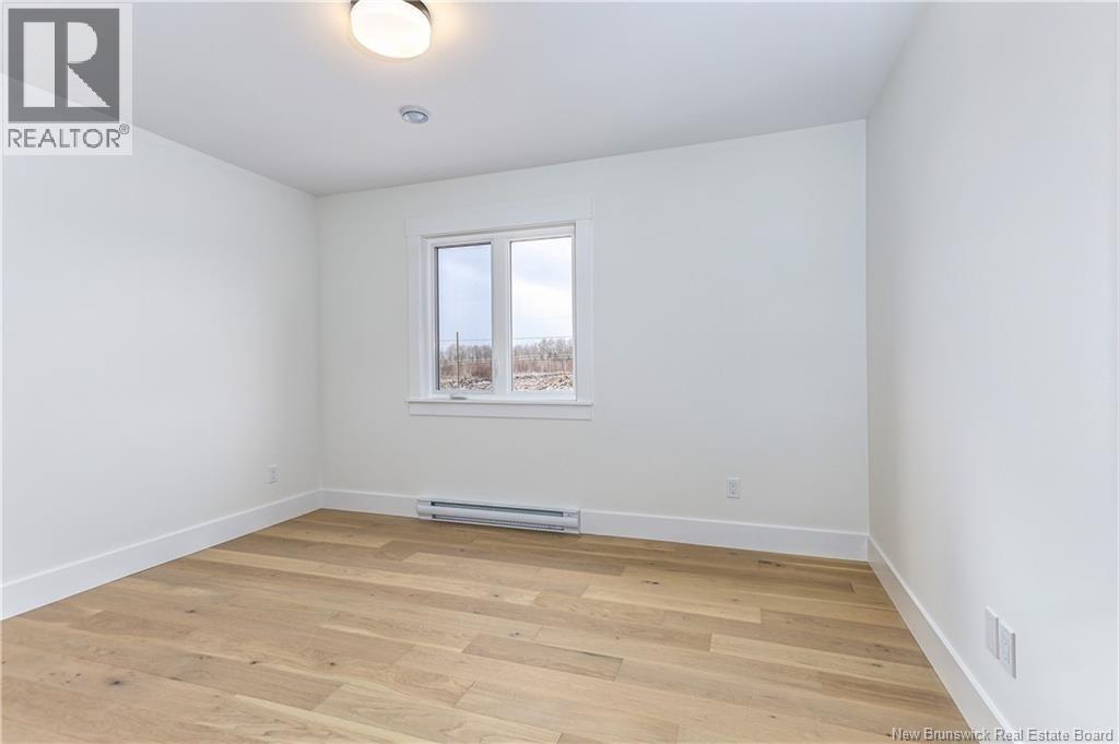 199 Runneymeade Road - 22