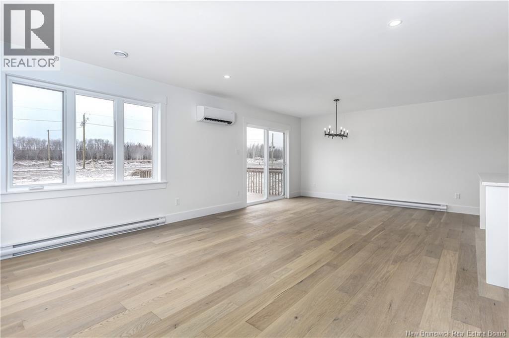 199 Runneymeade Road - 12