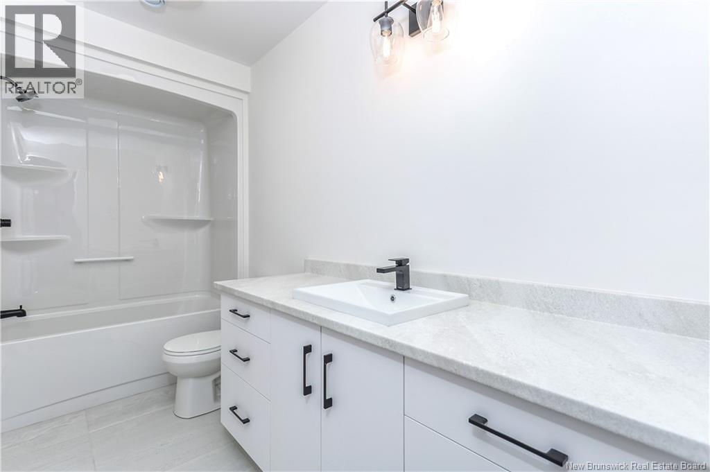 199 Runneymeade Road - 24