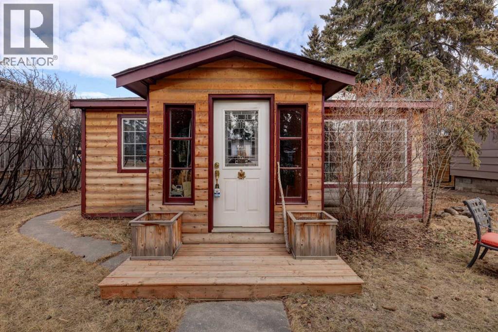 Single Family House Bungalow for Sale in   Avenue NW Bowness Calgary 