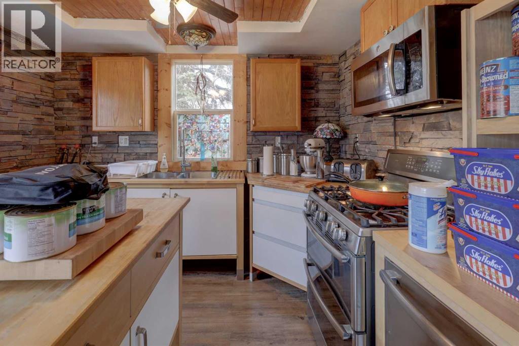 Single Family House Bungalow for Sale in   Avenue NW Bowness Calgary 