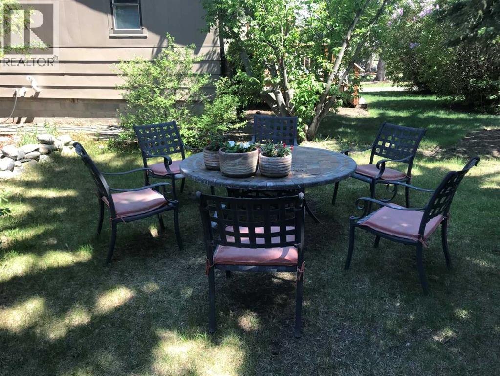 Single Family House Bungalow for Sale in   Avenue NW Bowness Calgary 