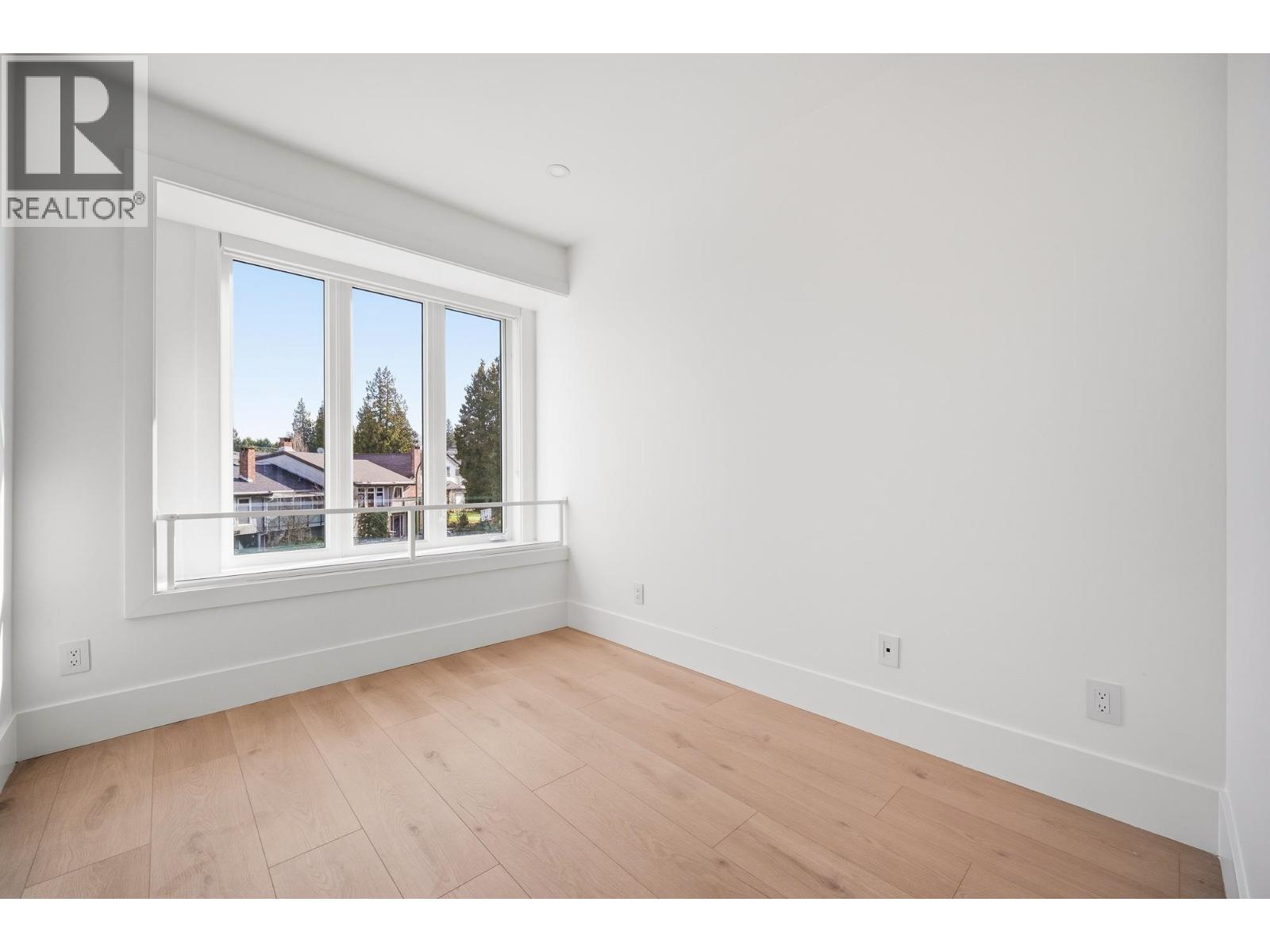 1 6139 ASHWORTH AVENUE, Burnaby