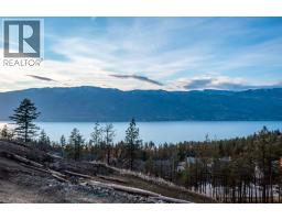 11 Beacon Hill Drive, Lake Country, BC V4V0A9 Photo 13