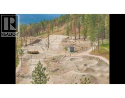 11 Beacon Hill Drive, Lake Country, BC V4V0A9 Photo 22