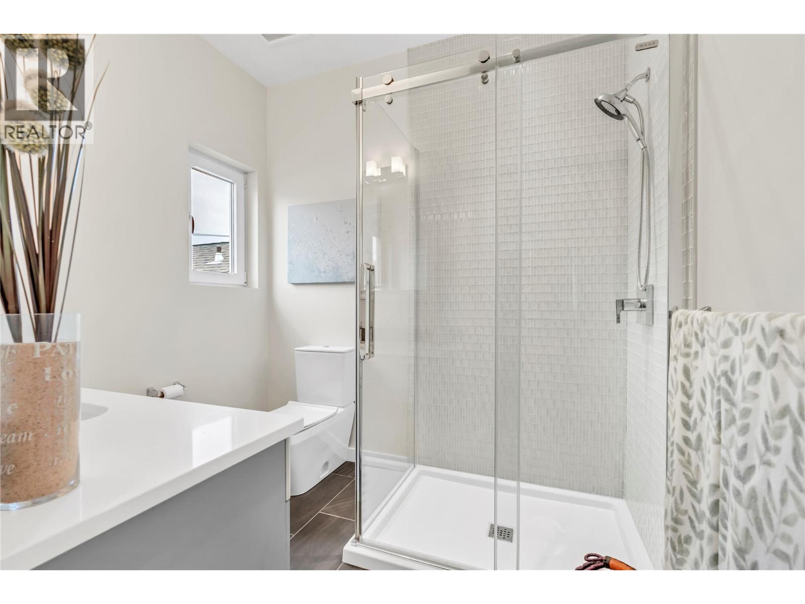 707 CHURCHILL Avenue Unit# 102, Penticton