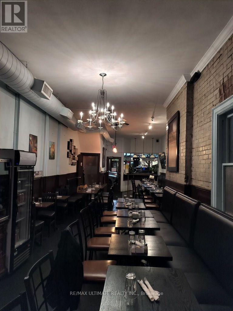 3401 YONGE STREET - Photo 2 of 5, Toronto (Lawrence Park North), Ontario