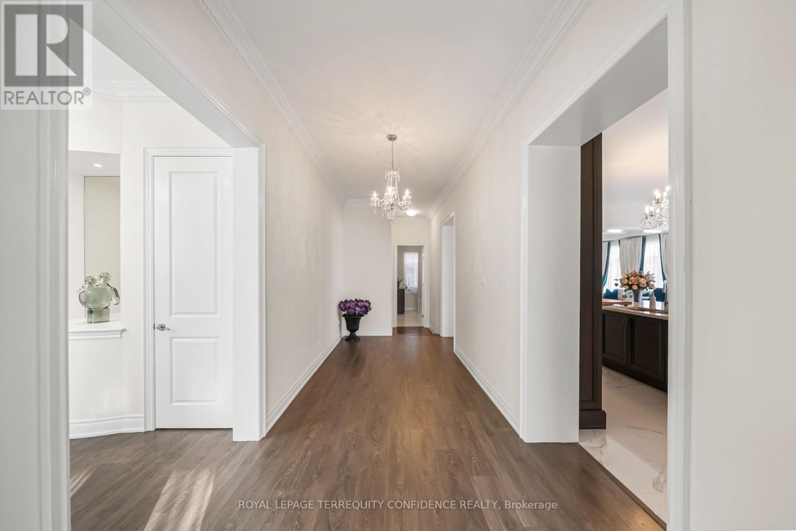 23 MACMURCHY AVENUE - Photo 4 of 50, King (Nobleton), Ontario