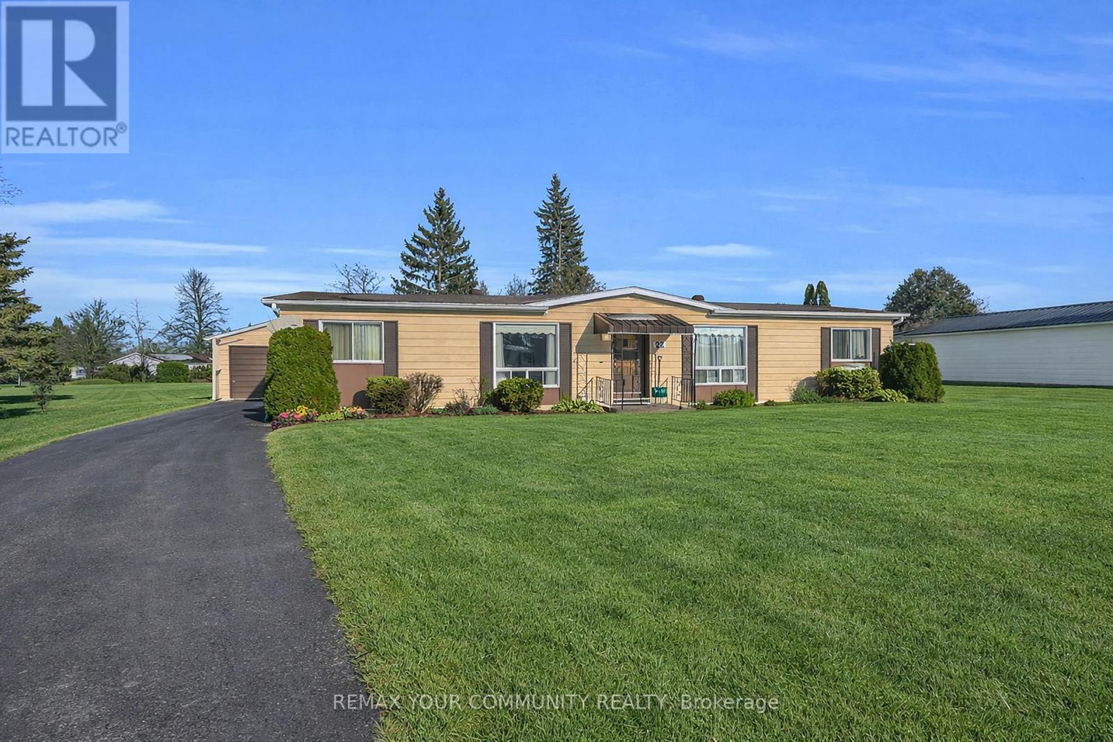 22 EMERY COURT - 2