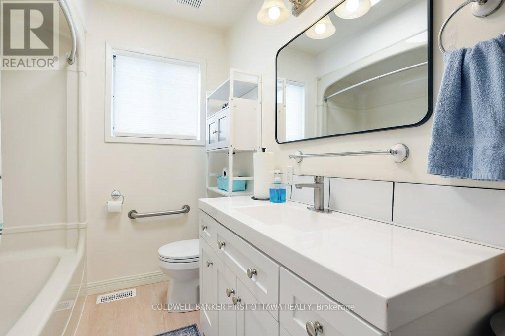 1181 HOLBROOK ROAD, Montague, Ontario