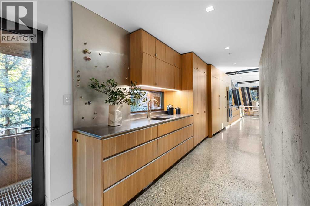 Single Family House for Sale in  Montreal Avenue SW Upper Mount Royal Calgary 