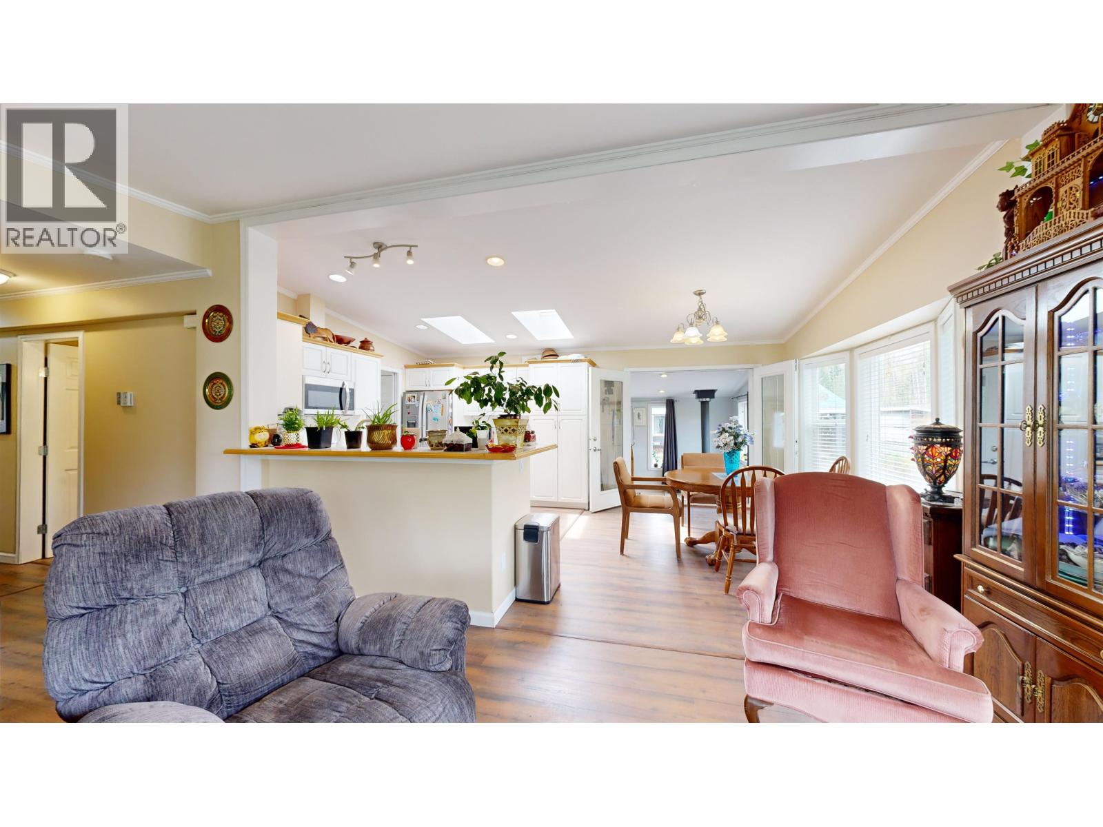 7028 N NETHERLAND ROAD, Lone Butte