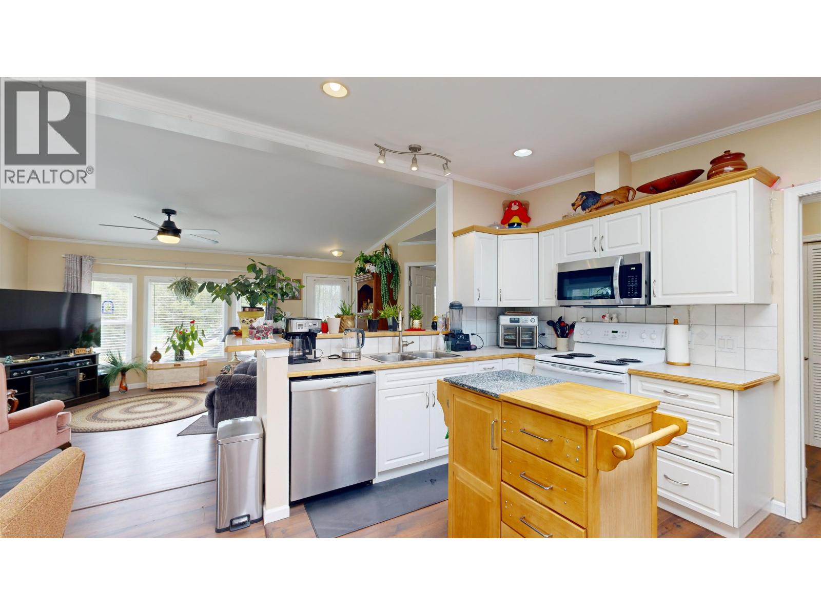 7028 N NETHERLAND ROAD - 17