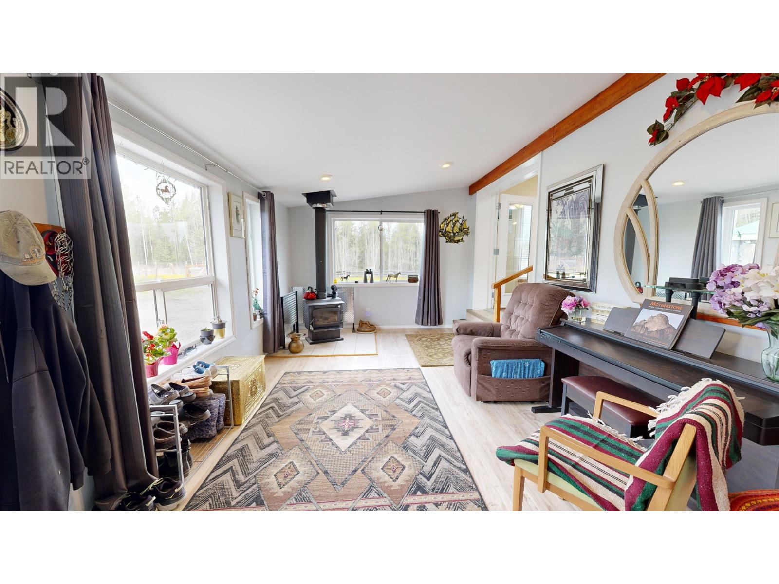 7028 N NETHERLAND ROAD, Lone Butte