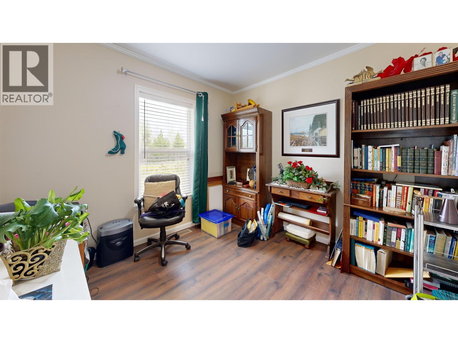 7028 N NETHERLAND ROAD, Lone Butte