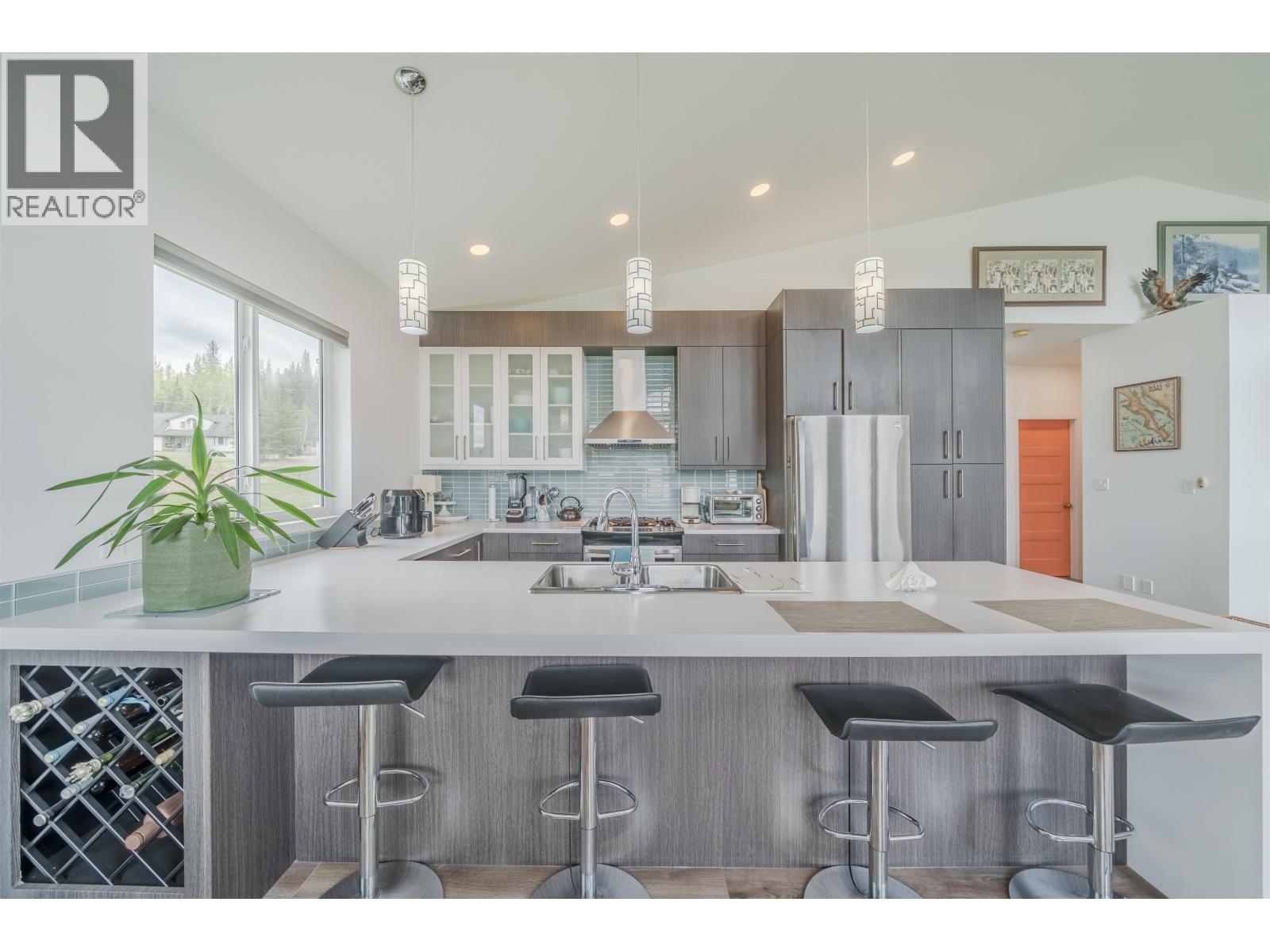 6199 HUNT ROAD - 10