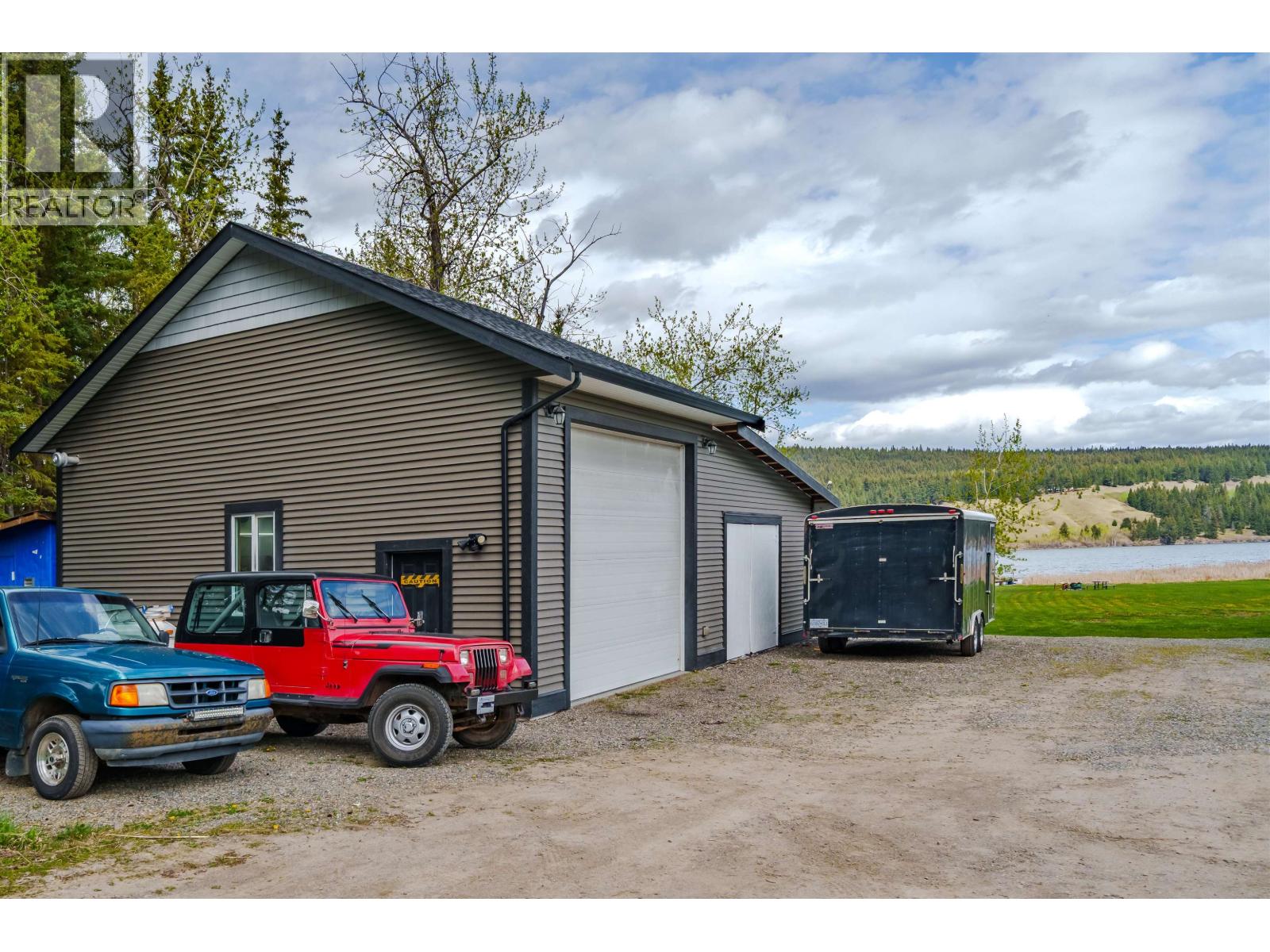 6199 HUNT ROAD - 33