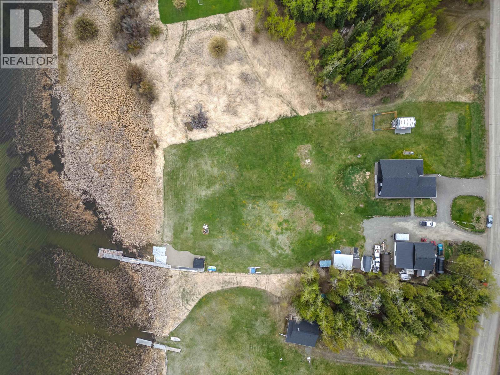 6199 HUNT ROAD - Photo 4 of 33, 100 Mile House, British Columbia