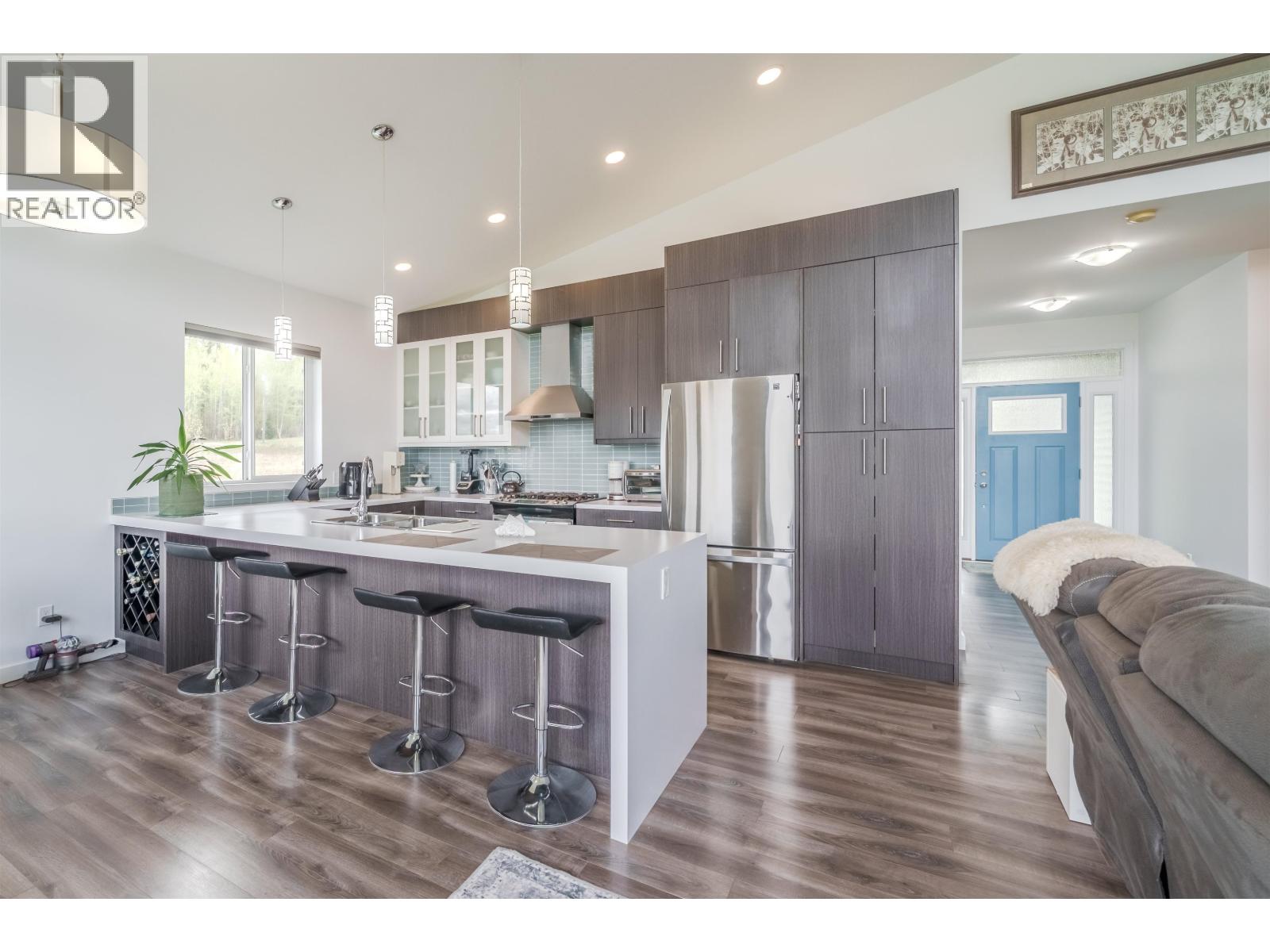 6199 HUNT ROAD - 8