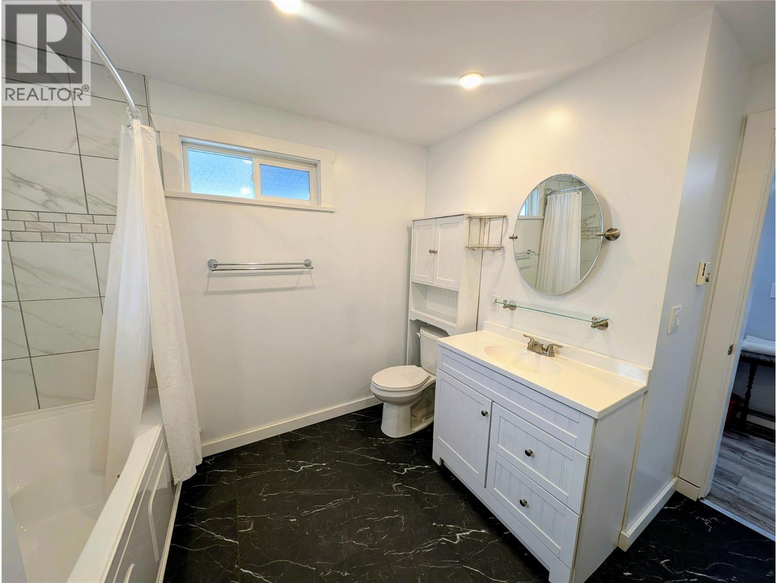 448 Dodding Avenue, Merritt