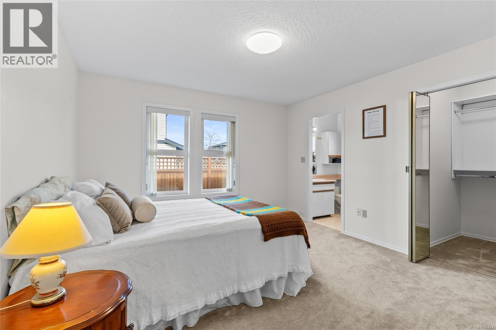 11 10055 Fifth St, Sidney