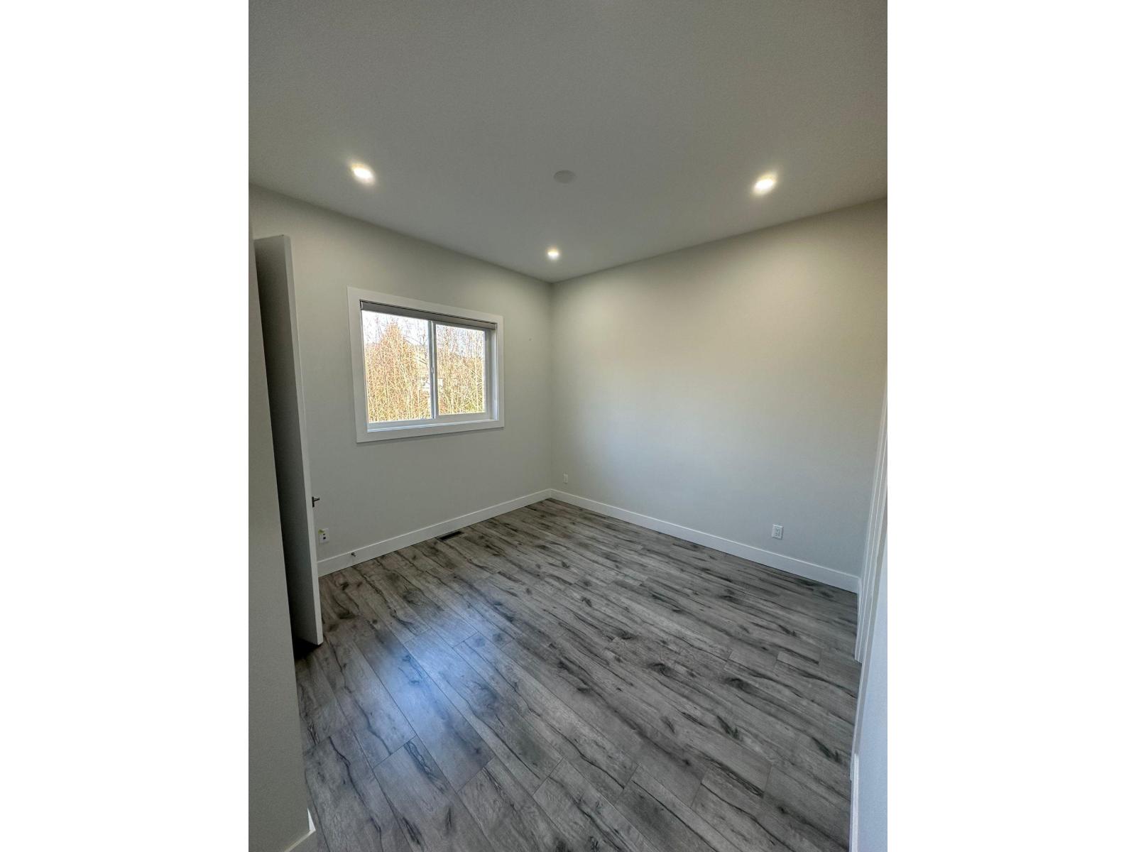32651 CUNNINGHAM AVENUE, Mission