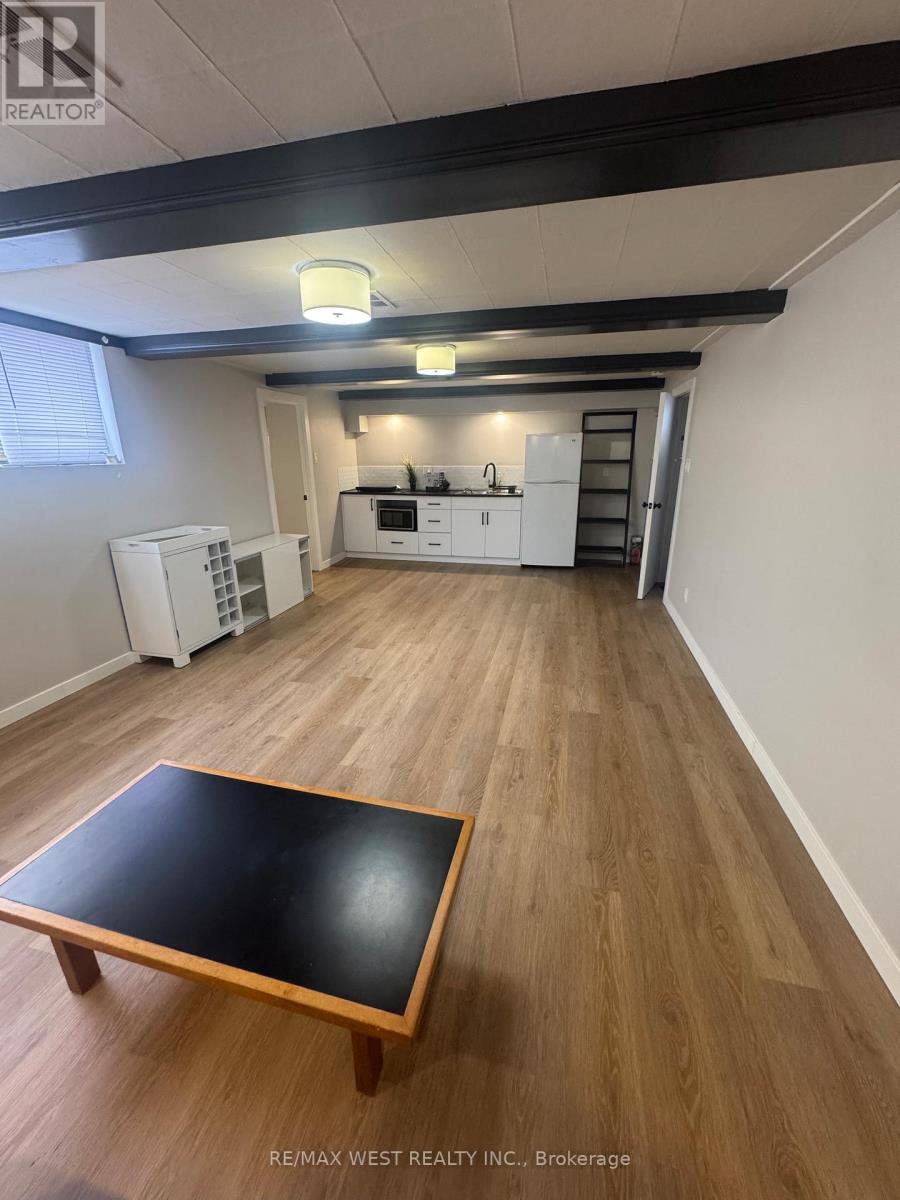 35 Lilywood Unit B1 photo 5