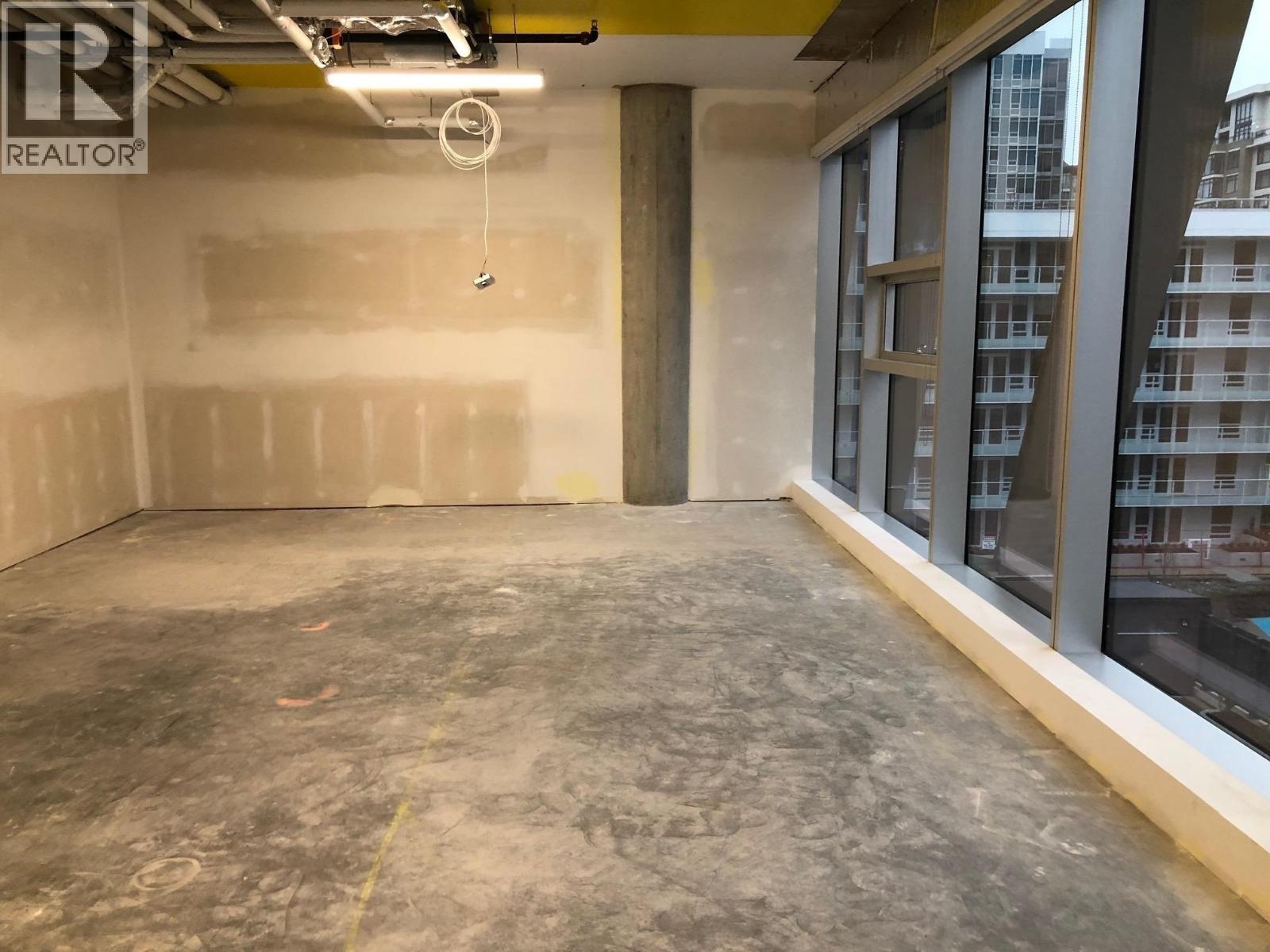 Office in Richmond - Image 3