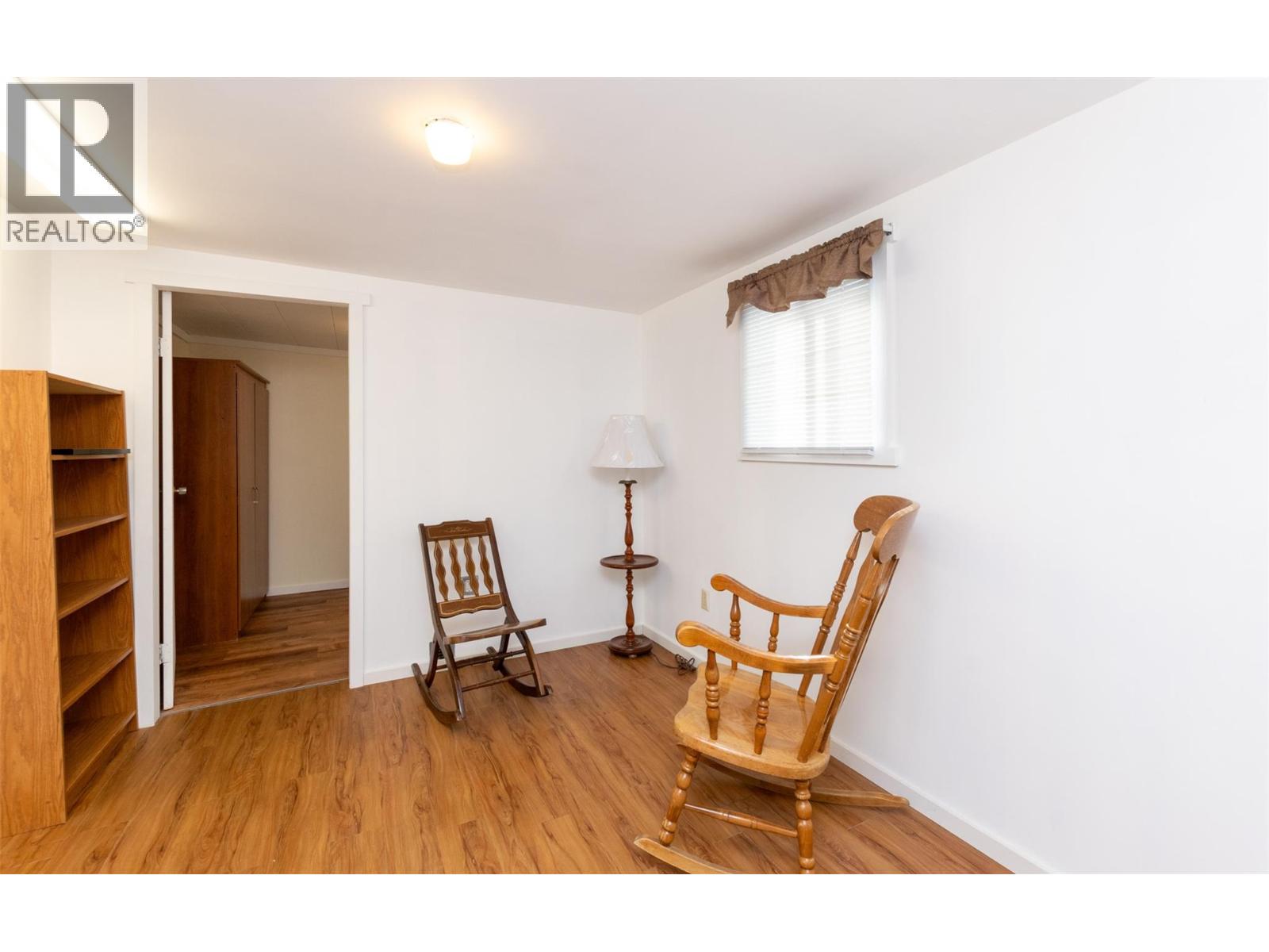 #106 3350 10 Avenue NE - 17