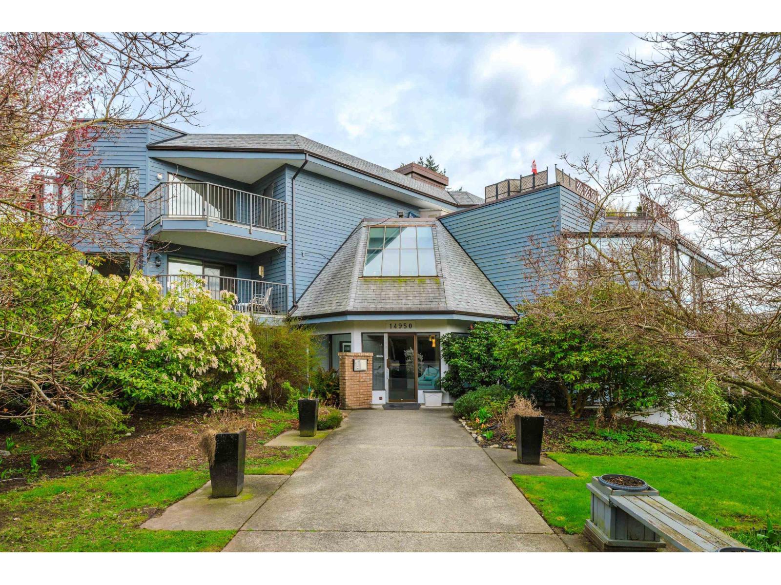 306 14950 THRIFT AVENUE, White Rock