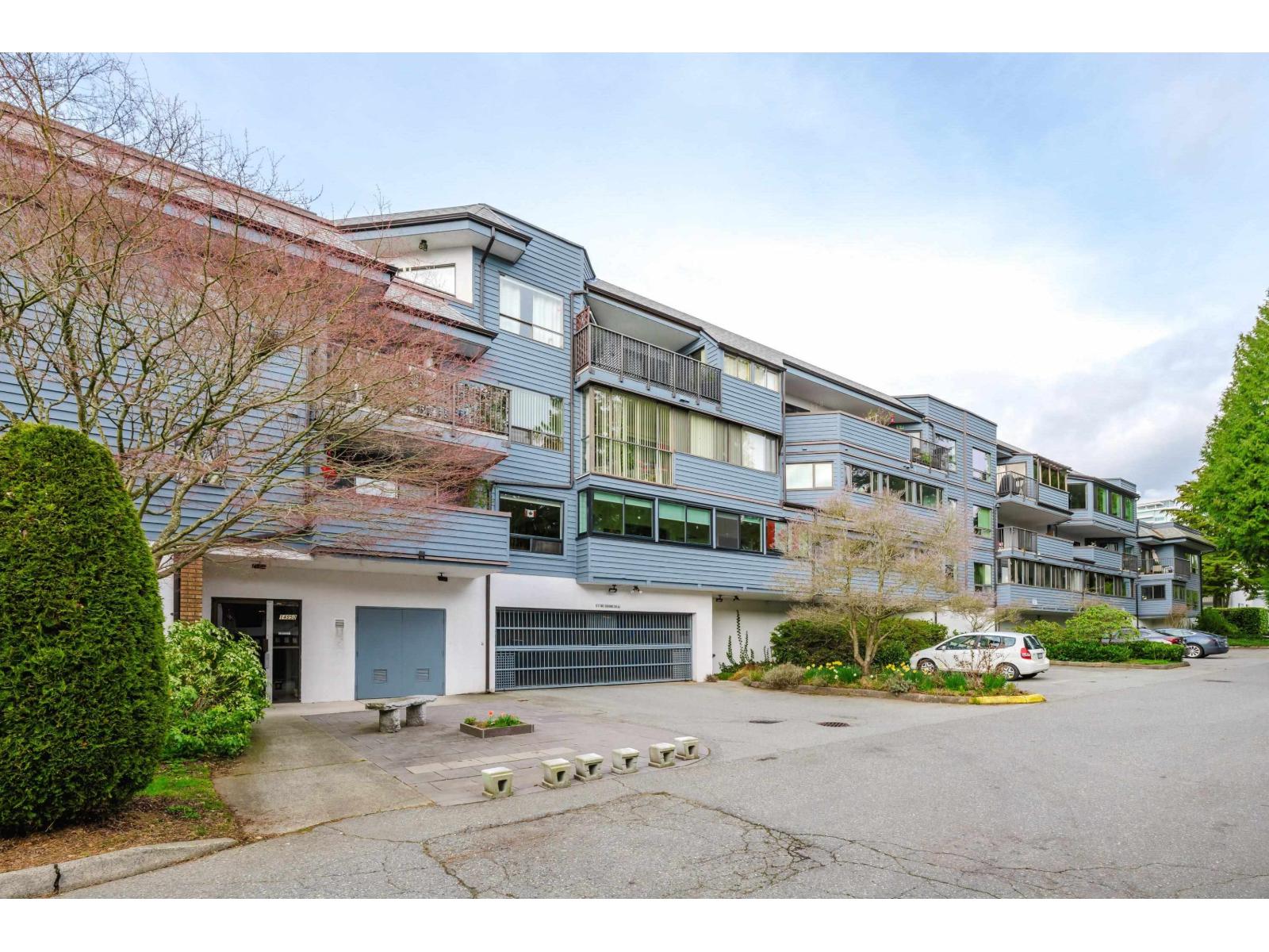 306 14950 THRIFT AVENUE, White Rock