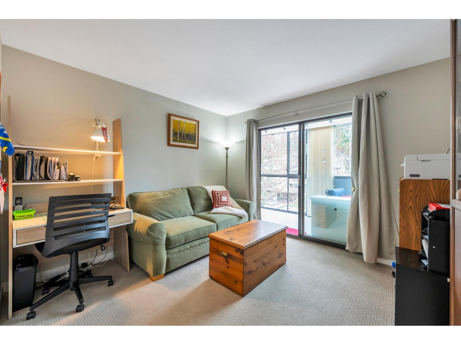 306 14950 THRIFT AVENUE, White Rock