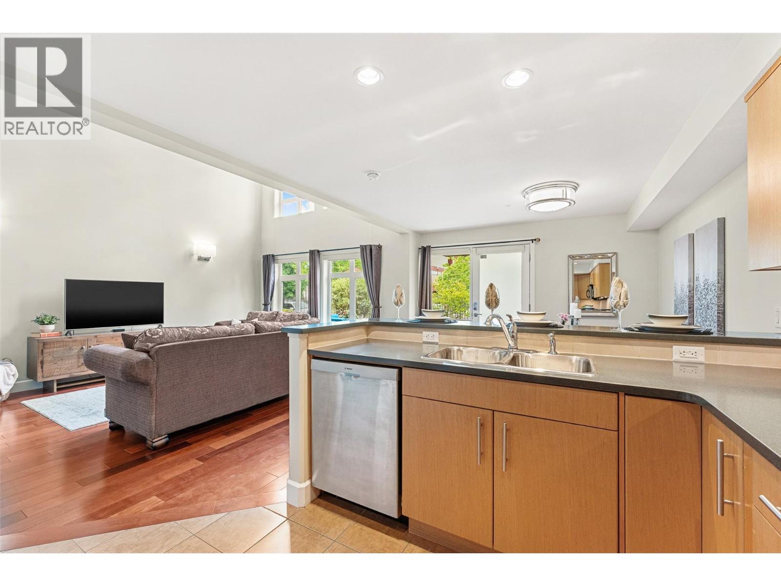 457 West Avenue Unit# 111, Kelowna